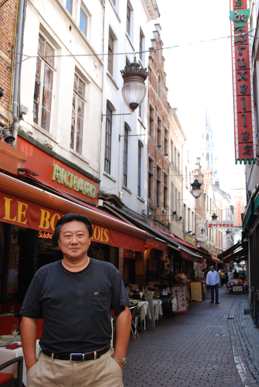 140903-1200-Brussels-イロ・サクレ地区「食い倒れ横丁」