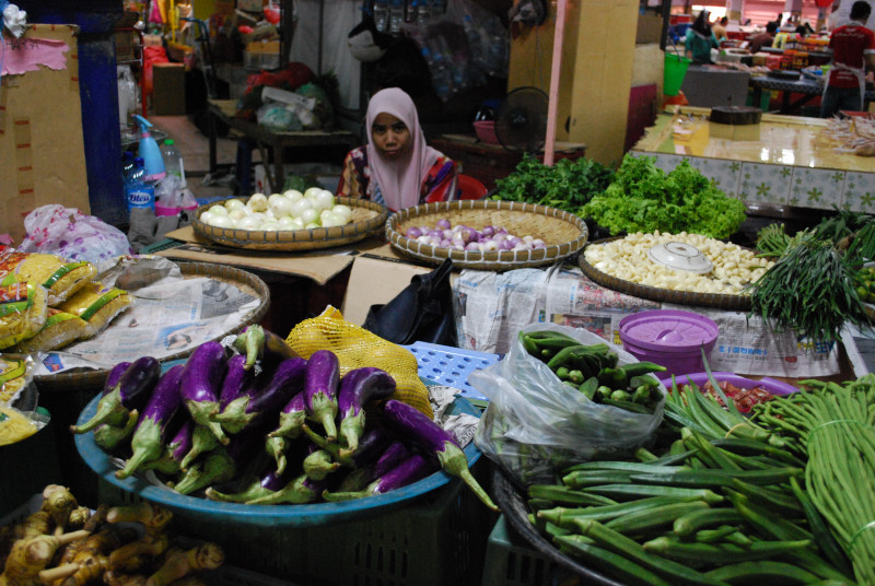 160818-1124-Kota Bharu-セントラル・マーケット （Pasar Besar Siti Khadijah）