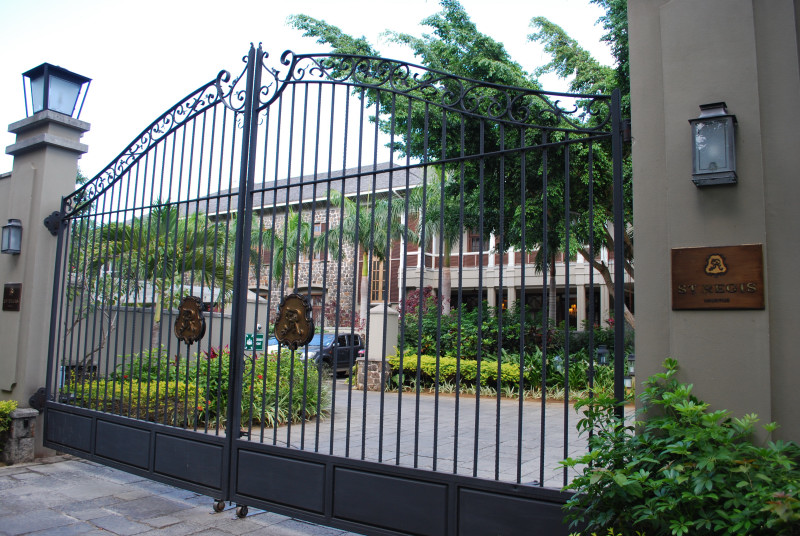 161010-0838-%e3%83%a2%e3%83%bc%e3%83%aa%e3%82%b7%e3%83%a3%e3%82%b9-st-regis